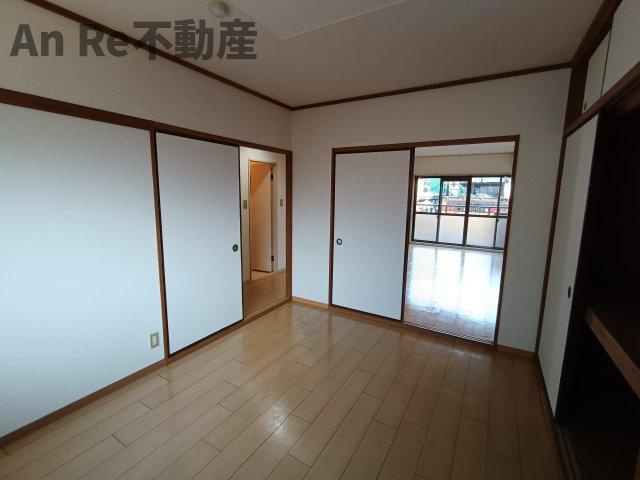 リバーサイド東川口NO1の寝室