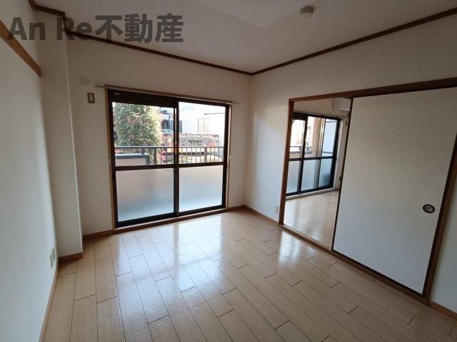 リバーサイド東川口NO1の寝室