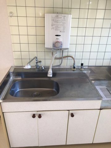 茨城県水戸市アパート+戸建　満室二棟一括のキッチン