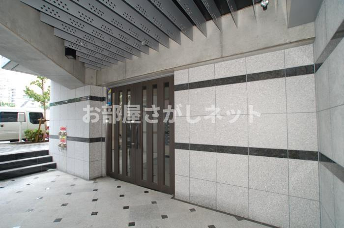 ステージファースト西新宿【おとり物件なし】#学生・社会人にオススメ！初期費用分割払いOK！のエントランス