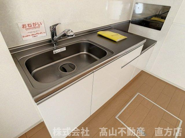 直方市大字知古のアパートのキッチン