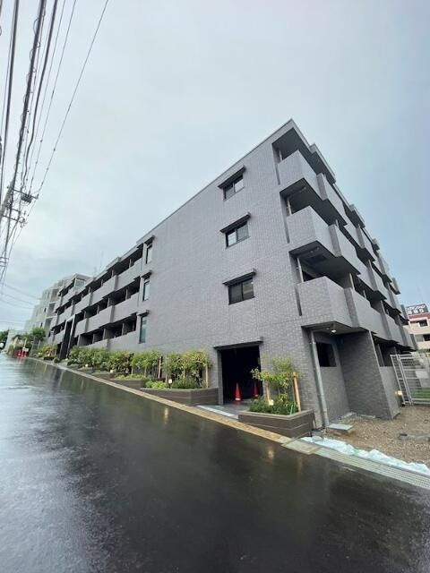 ルーブル川崎鷺沼の外観