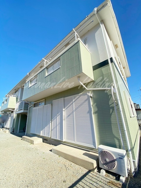 藤沢市弥勒寺１丁目のアパートの外観