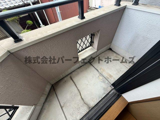 成美町戸建　賃貸のバルコニー|バルコニーがあります