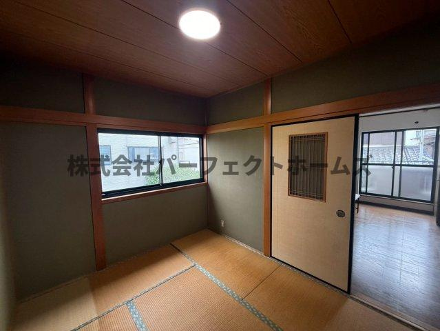 成美町戸建　賃貸の和室|日本らしい落ち着いた雰囲気の和室です