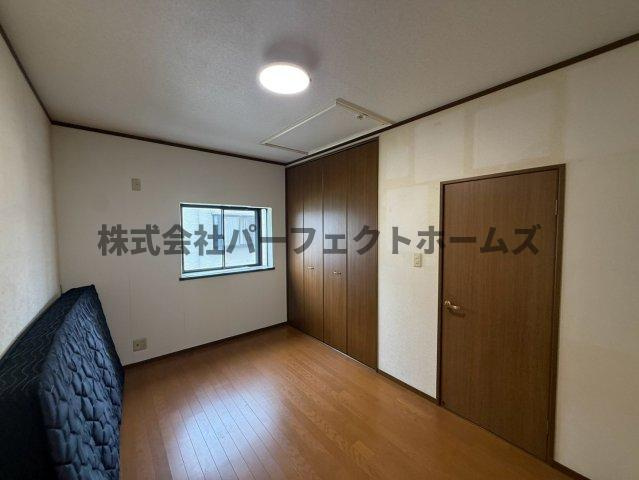 成美町戸建　賃貸の洋室|スタンダードな洋室です
