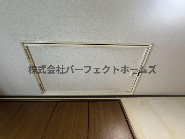 成美町戸建　賃貸の収納|屋根裏収納があります