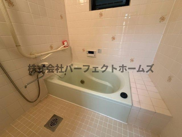 成美町戸建　賃貸の浴室|日々の疲れを癒すお風呂付です