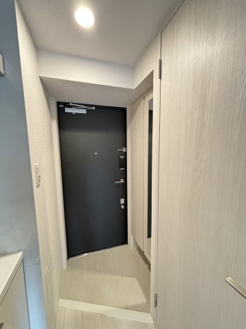 エスリード神戸三宮ヒルズの玄関