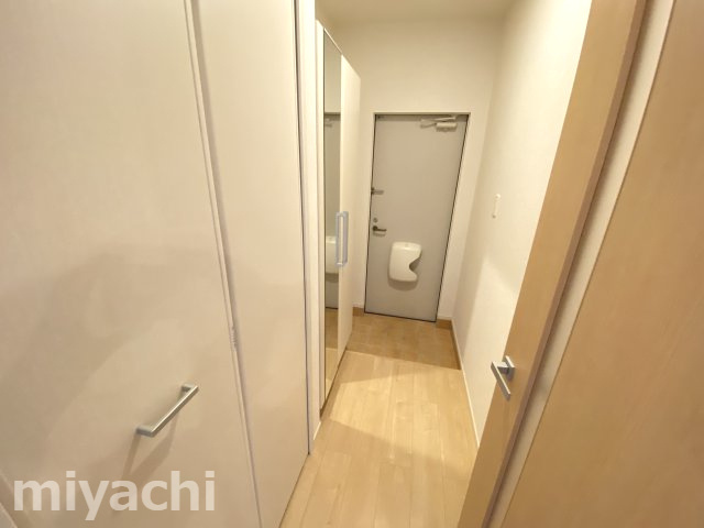 ミルト西新浜Ⅱの玄関
