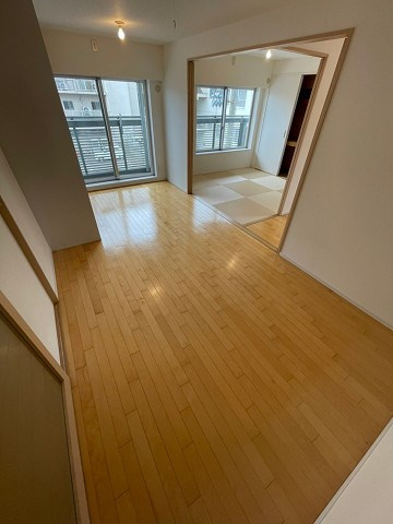 YAO.RE甲子園の居間・リビング