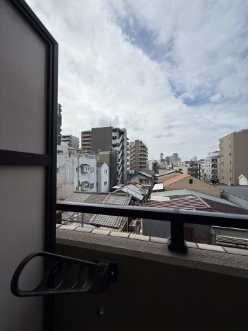 クレール谷町の展望