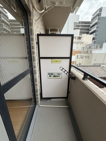 クレール谷町のバルコニー
