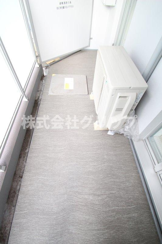 リヴシティ横濱新川町弐番館のバルコニー