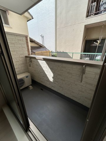 GRANDIR千船駅前Ⅰのバルコニー