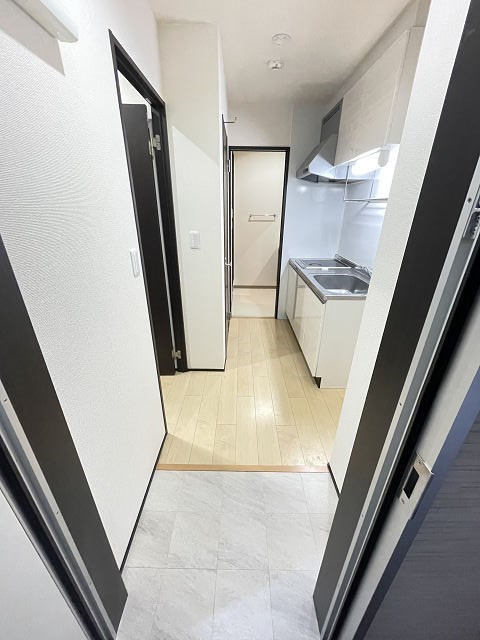 フジパレス仁川Ⅰ番館の玄関