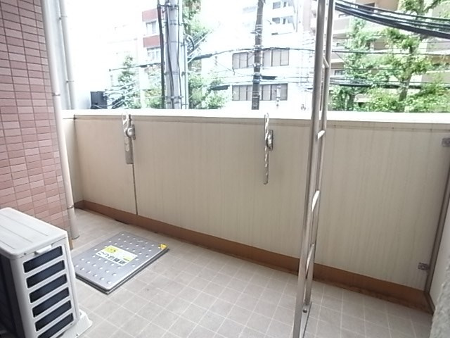 大栄・モンテマーレ北野のバルコニー