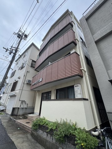 プラッツ王子公園の外観