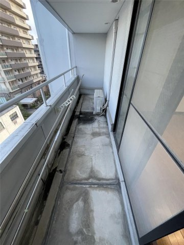 ゴックス南森町のバルコニー