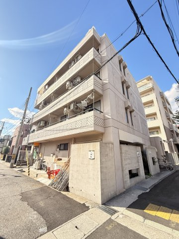 ハローグリーンハイツ岡本の外観