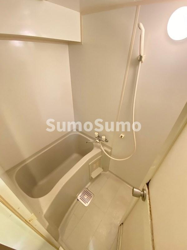 大阪市中央区内淡路町３丁目の賃貸マンションの浴室|ゆったり過ごせるお風呂です