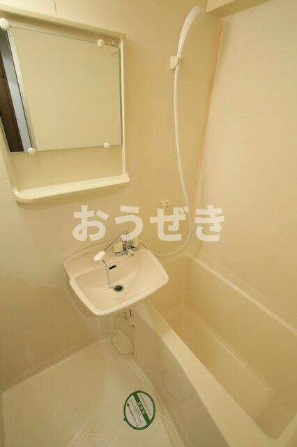 ベスト伊勢佐木町の浴室