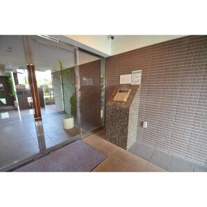 グランツ野川公園のエントランス