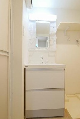 ハーモニーテラス富士見台の独立洗面台