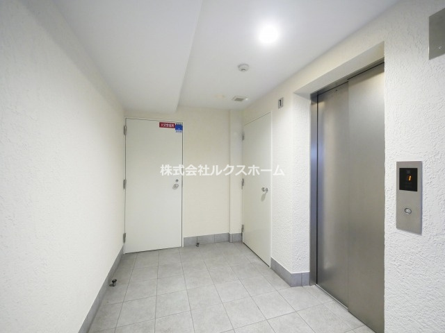アンソレイユ茨木中津町のロビー
