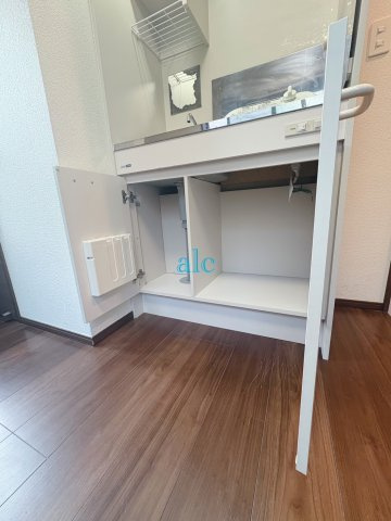 練馬区豊玉中３丁目のアパートの収納