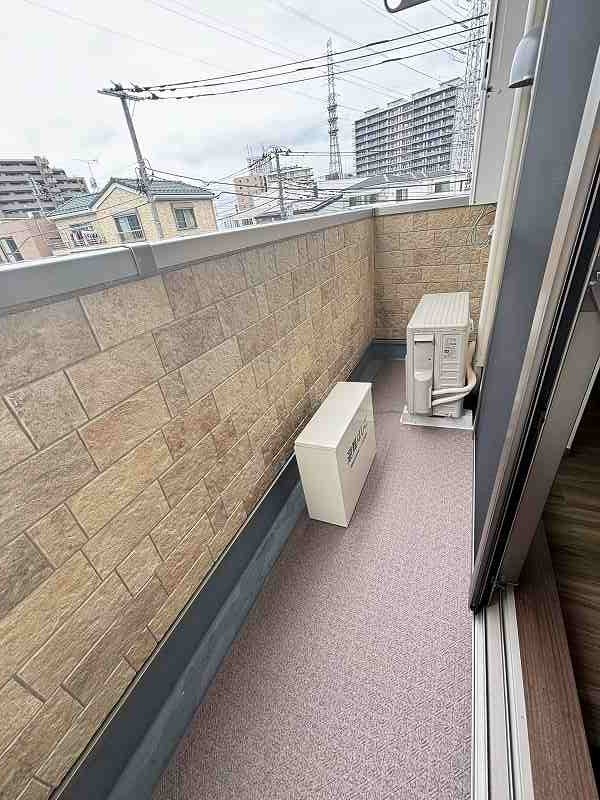WELLDENCE鳩ケ谷のバルコニー|バルコニーからの眺めを楽しみながら食事をしませんか