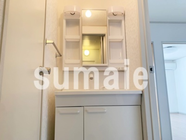 グランドール吉田の洗面所|独立洗面台です☆