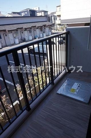 ＰＡＲＫＳＩＤＥ　ＲＥＳＩＤＥＮＣＥ　ＧＹＯＴＯＫＵ(E-185)のバルコニー