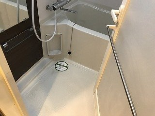 ガリシア新御徒町の浴室