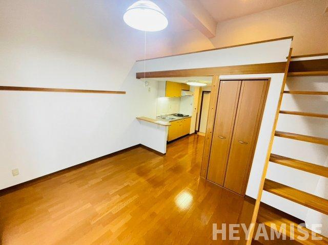 ルメール諏訪町の内装|※反転間取りのお部屋の画像です※