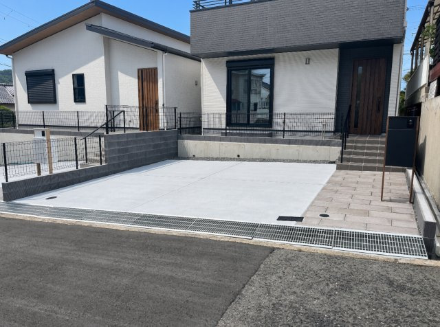■19日(土)～23日(祝)現地ご見学可能！　 神戸市北区有野台　全2邸の駐車場|駐車スペース！散水栓があるので、こまめに愛車を洗えます！
