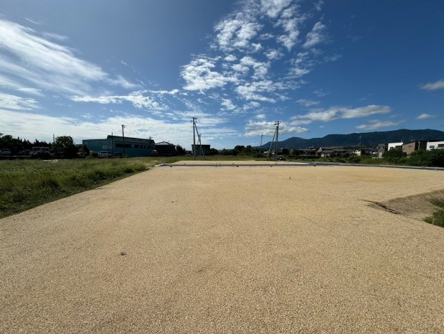 大津市堅田１丁目　建築条件無し売土地の外観|写真だけでは伝わりにくい約69坪の広さ。ぜひ現地に立って、建物配置をイメージしてみてください。