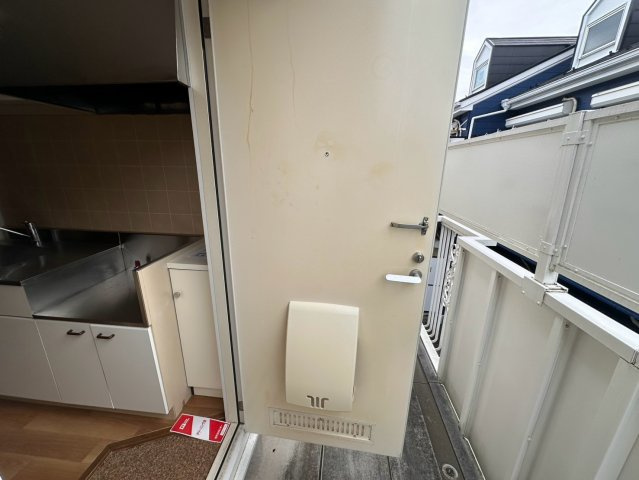ハウスあすなろの玄関