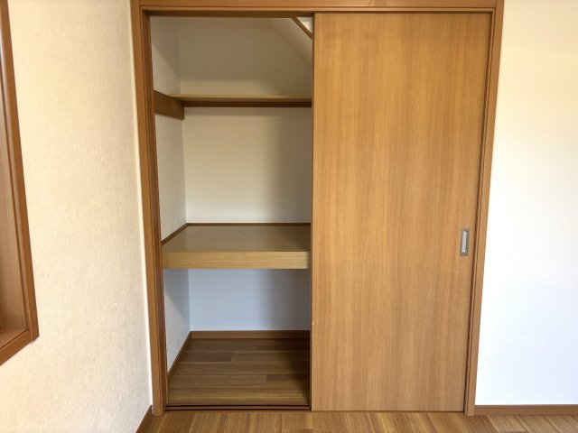 新潟市東区山木戸4丁目の収納
