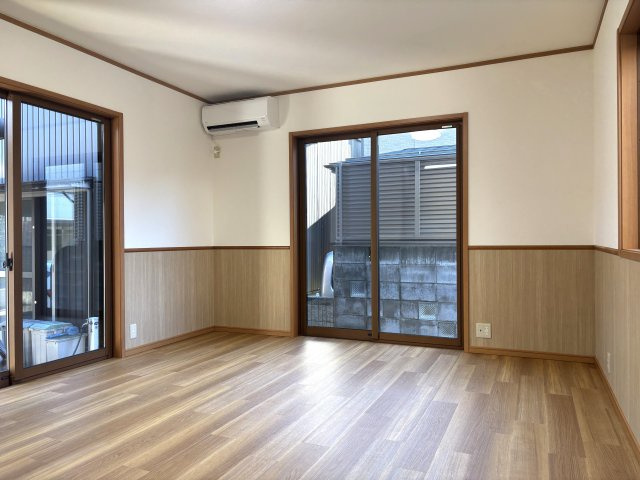 新潟市東区山木戸4丁目の居間・リビング