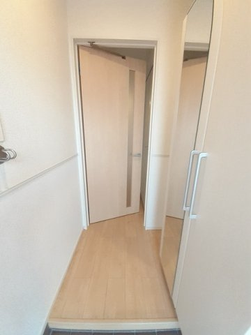 イルフィオーレＢの玄関