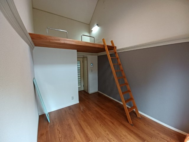 シティパレス鎌倉町の居間・リビング