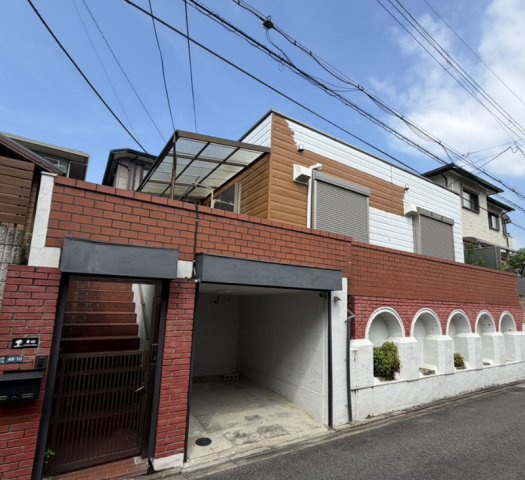 和泉市はつが野３丁目戸建て