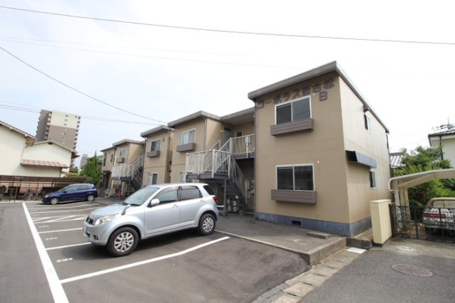 コーポラス西古松B･Cの外観