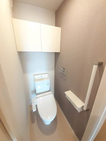ミルブリーゼのトイレ|清潔感のあるトイレです