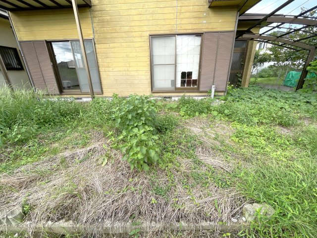大網白里市富田戸建ての庭