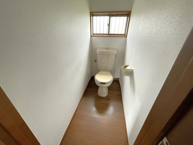 大網白里市富田戸建てのトイレ