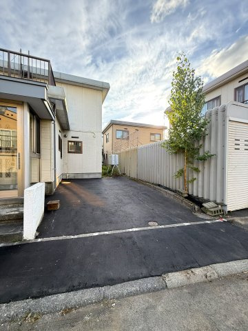 厚別北2条3丁目の駐車場