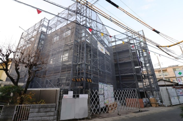 川崎市多摩区菅５丁目のアパートの外観