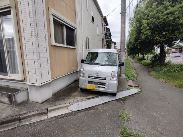 【前面道路含む現地写真】の画像